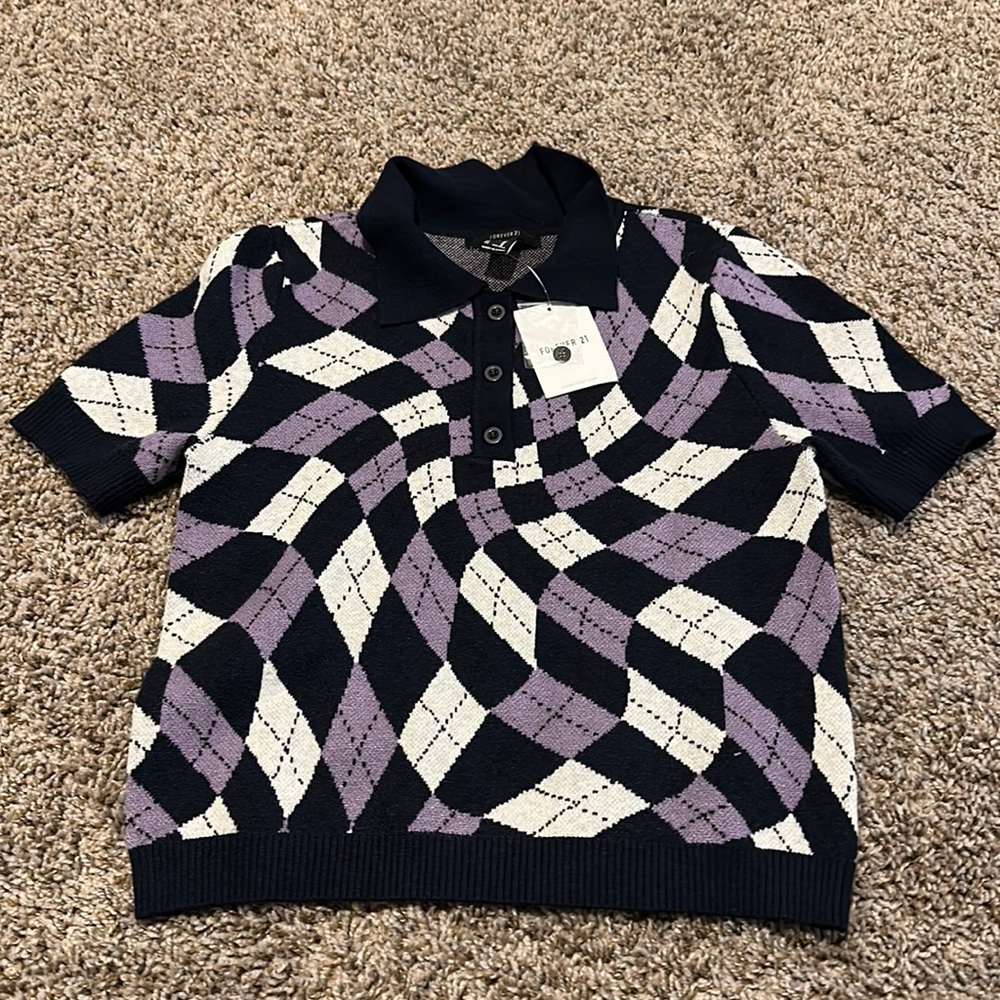 New teen’s top, size Medium